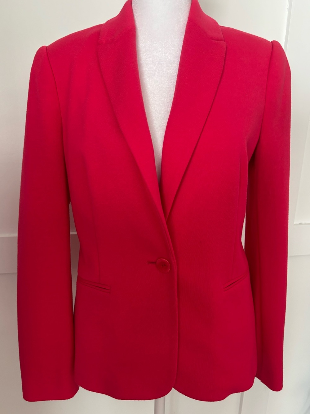 Lilly Pulitzer Bright Red Single-Button Blazer size small in great condition